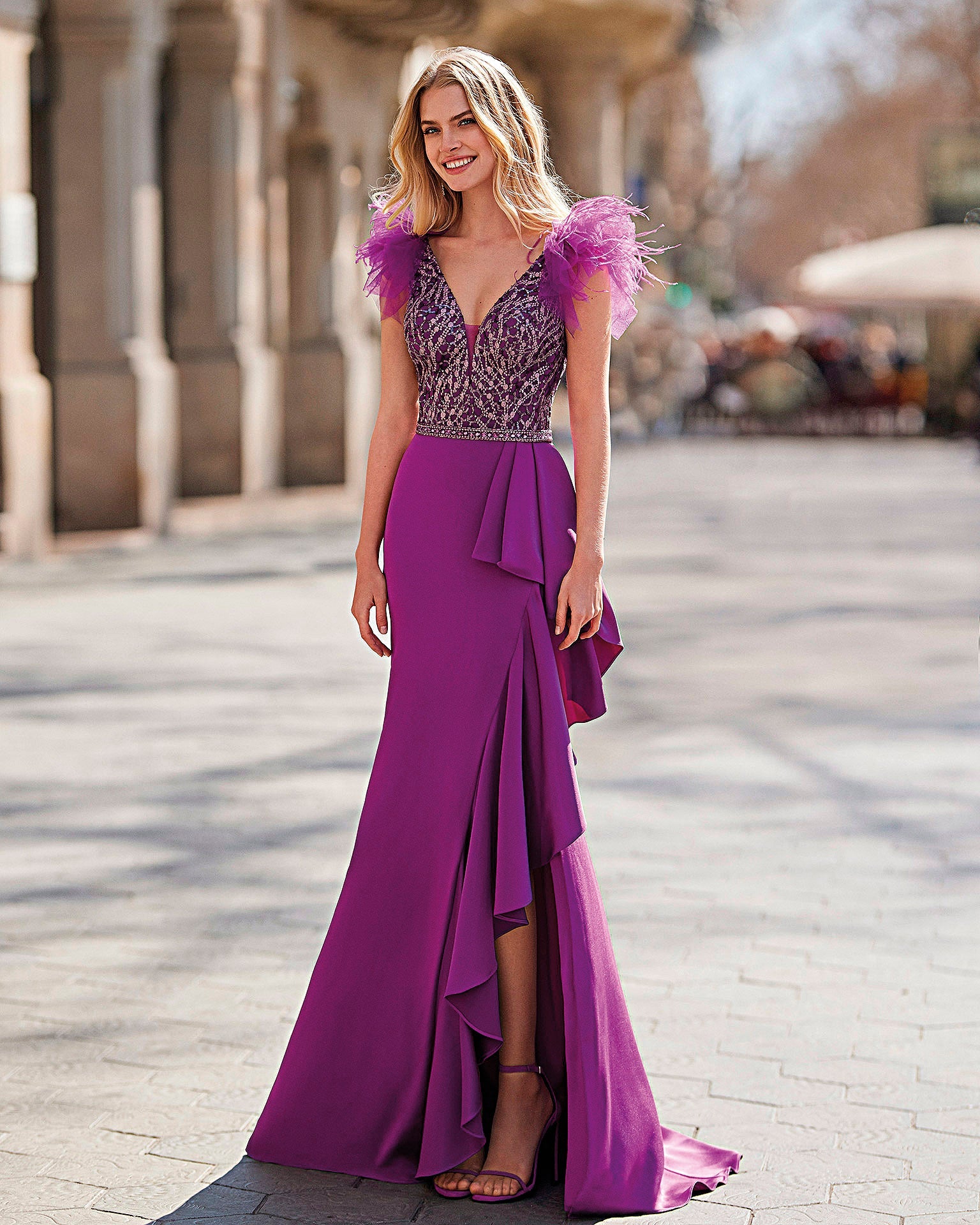 Marfil Barcelona Vestito Da Cerimonia Lungo Marfil Barcelona Abiti